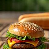 Instagram Foto mit Burger und Hot Dog auf einem Teller